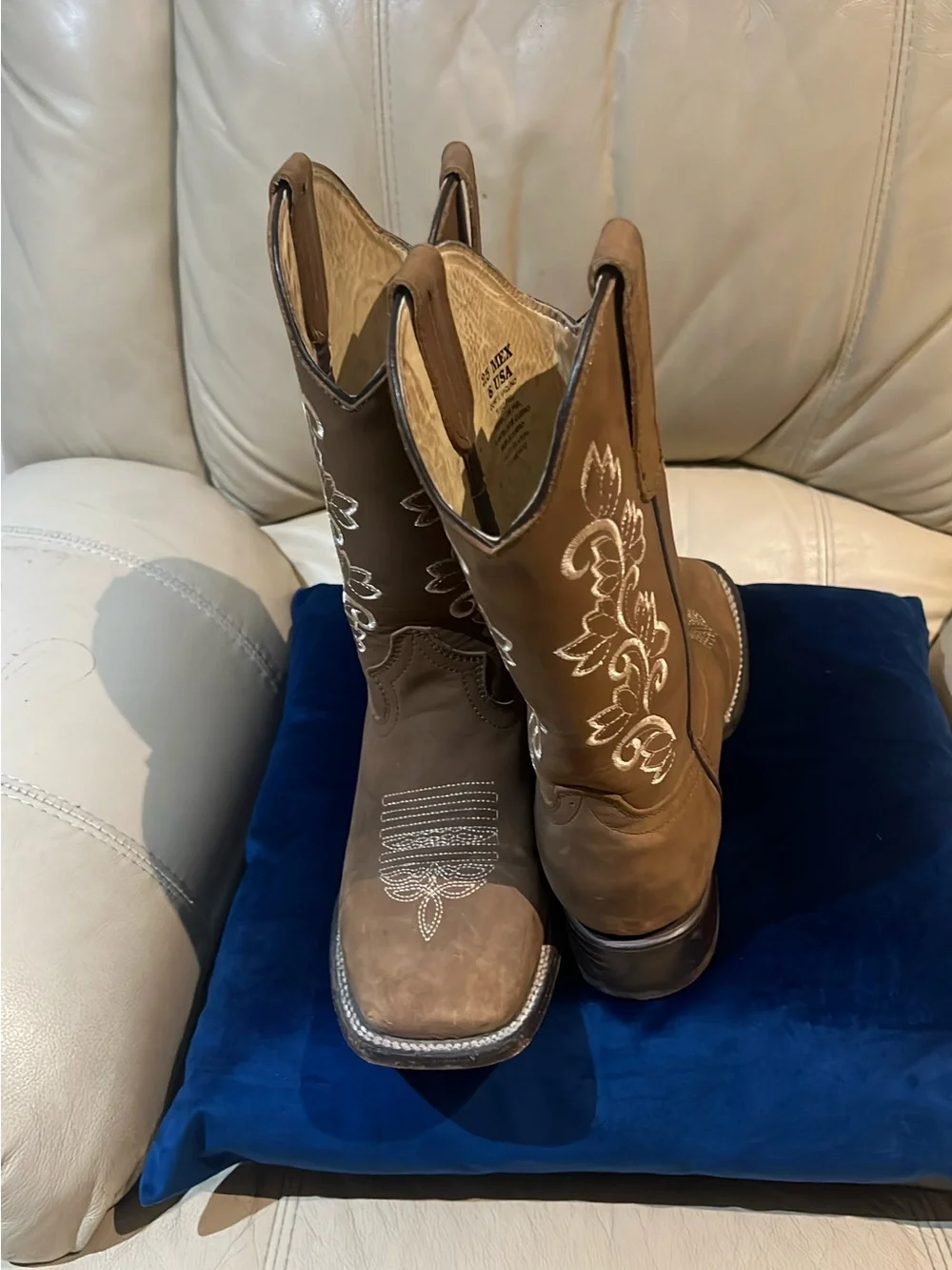 Brown Embroidered Western Cowboy Boots